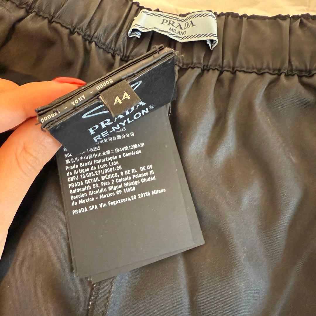 PRADA Re-Nylon ショートパンツ ブラック