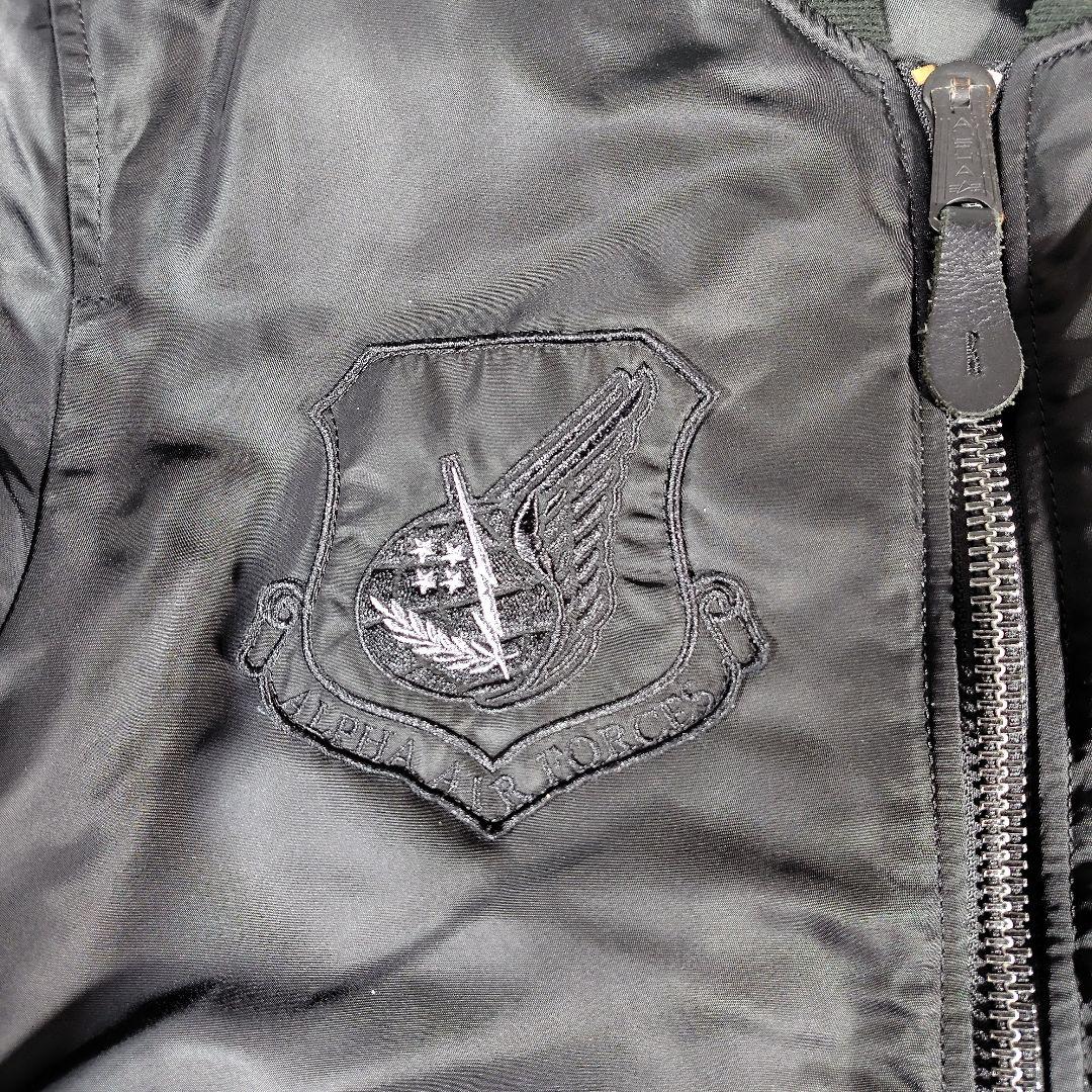 アルファインダストリーズ　パッチ付MA-1 フライトジャケット　リバーシブル　黒