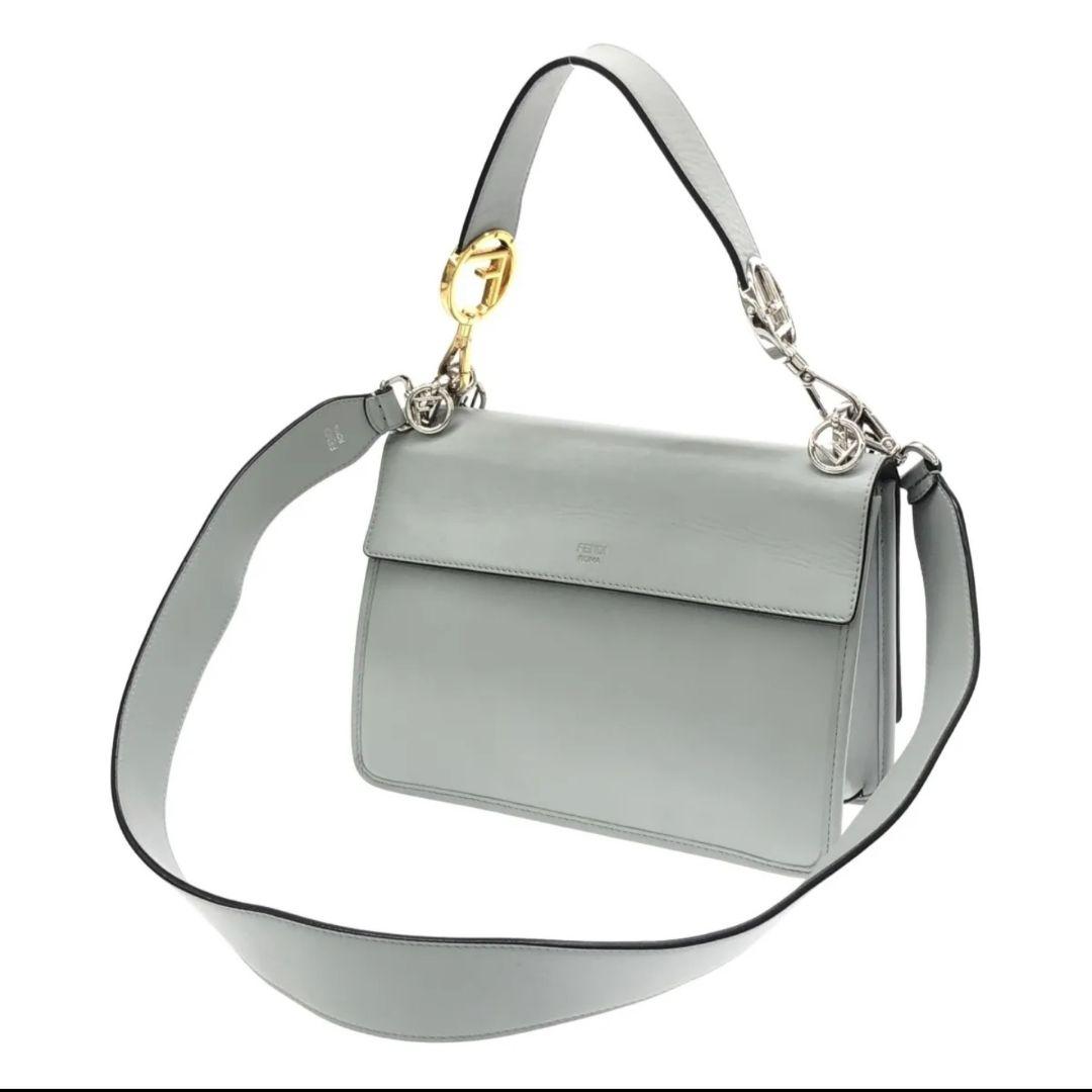 P*e様 FENDI キャナイ エフ ライトグレイ　2WAYバッグ