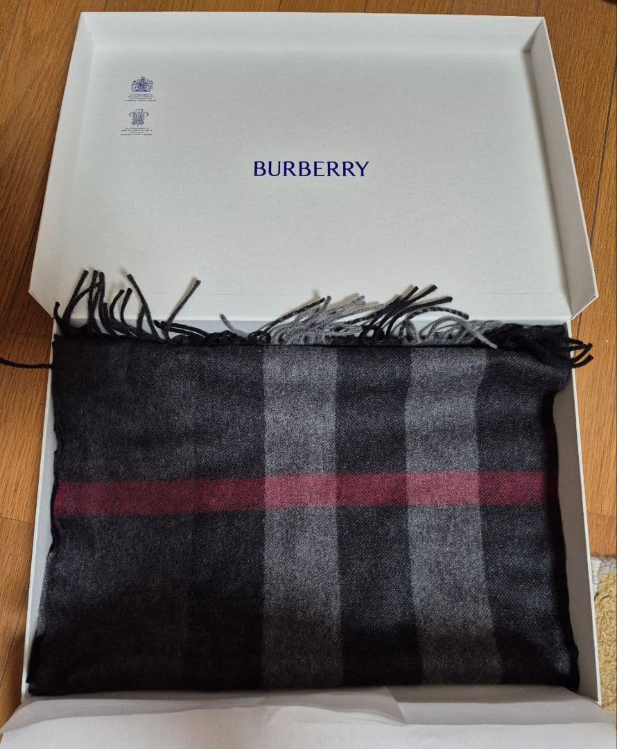 バーバリー 大判マフラー カシミヤ100% スコットランド製 未使用品