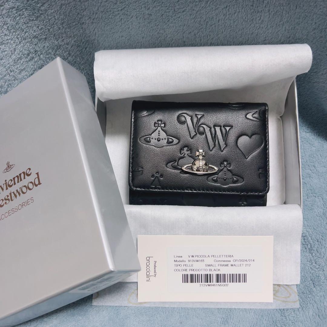 Vivienne Westwoodブラック三つ折り財布
