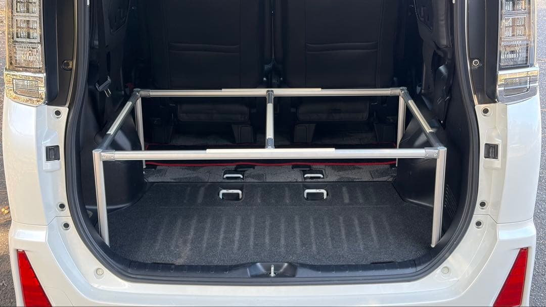 ８０ヴォクシー ノア　エスクァイアベッドキット　収納キット　合皮　アルミフレーム