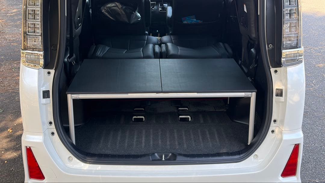 ８０ヴォクシー ノア　エスクァイアベッドキット　収納キット　合皮　アルミフレーム