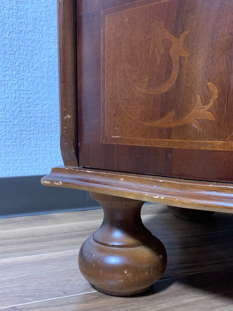 イタリア 4段チェスト 丸脚 象嵌 引き出し アンティーク調　収納　キャビネット