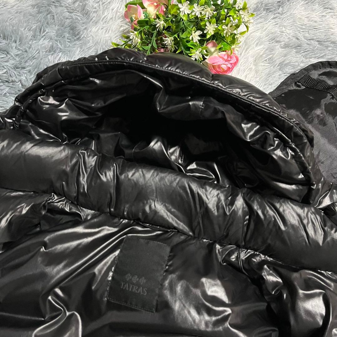 極美品　TATRAS ダウンベスト　POSEIDONE 黒　02 Mサイズ
