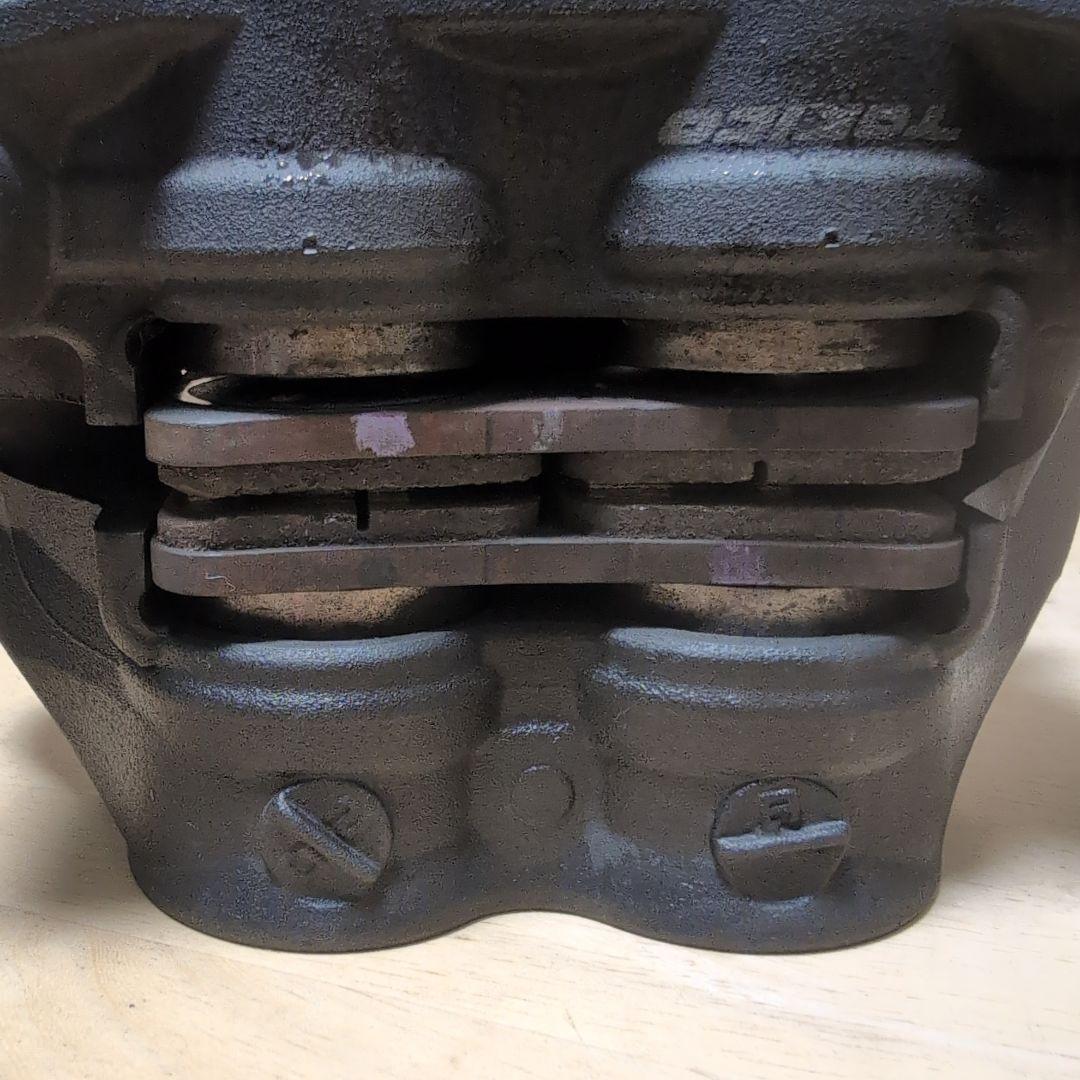 ZX25R ブレーキキャリパー