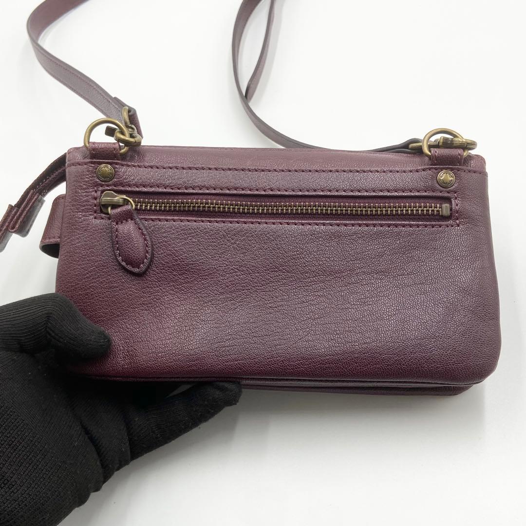 未使用級　DAKOTA ダコタ　アミューズ　ショルダーバッグ　財布　パープル