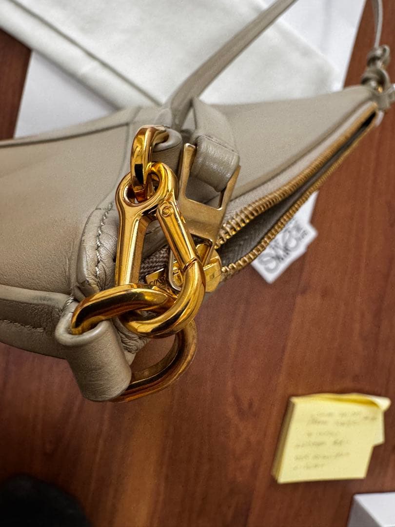 みき　LOEWE パズルファルドポチ　シャイニーナプカーフ