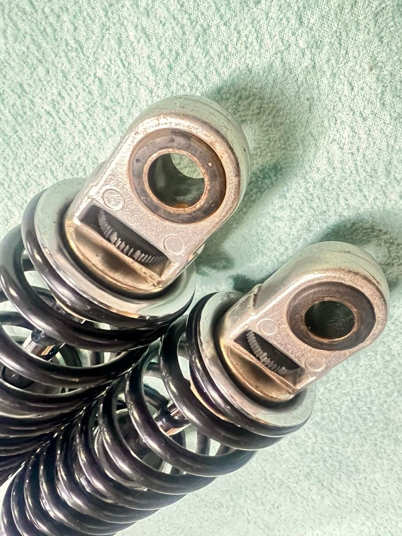 DAYTONA製 SR400 320mm リアサス