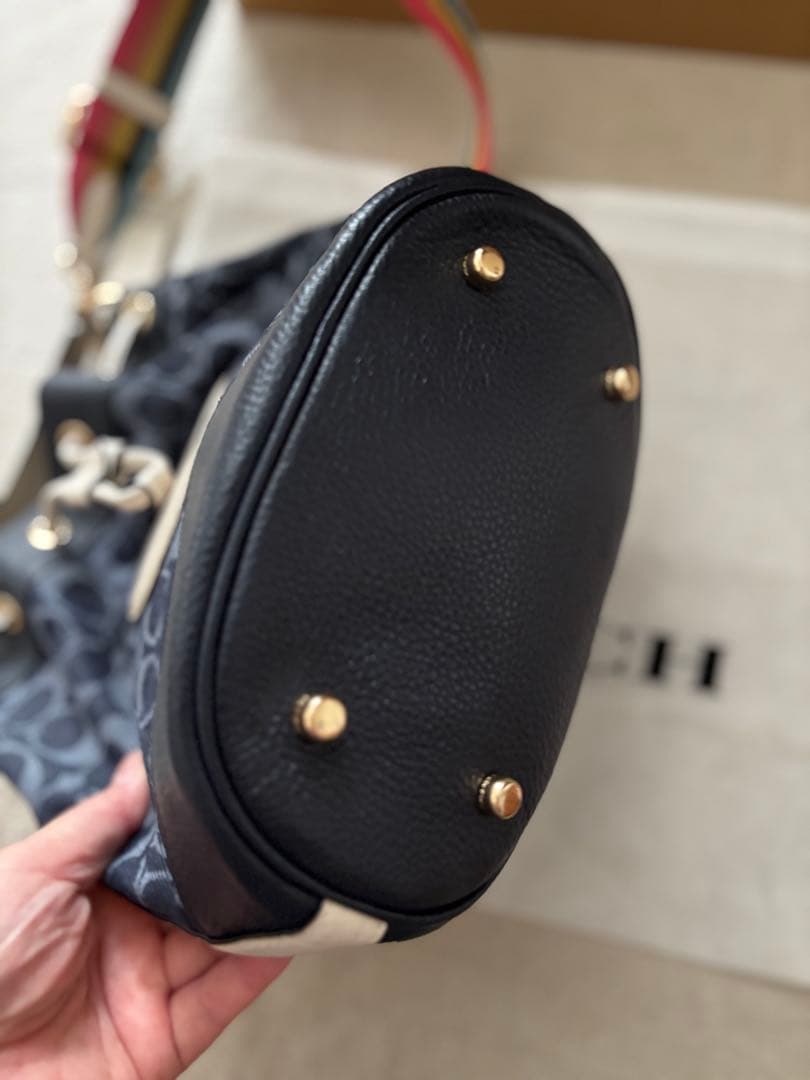 コーチ　巾着　ショルダーバッグ シグネチャーデニム　レザー ネイビー