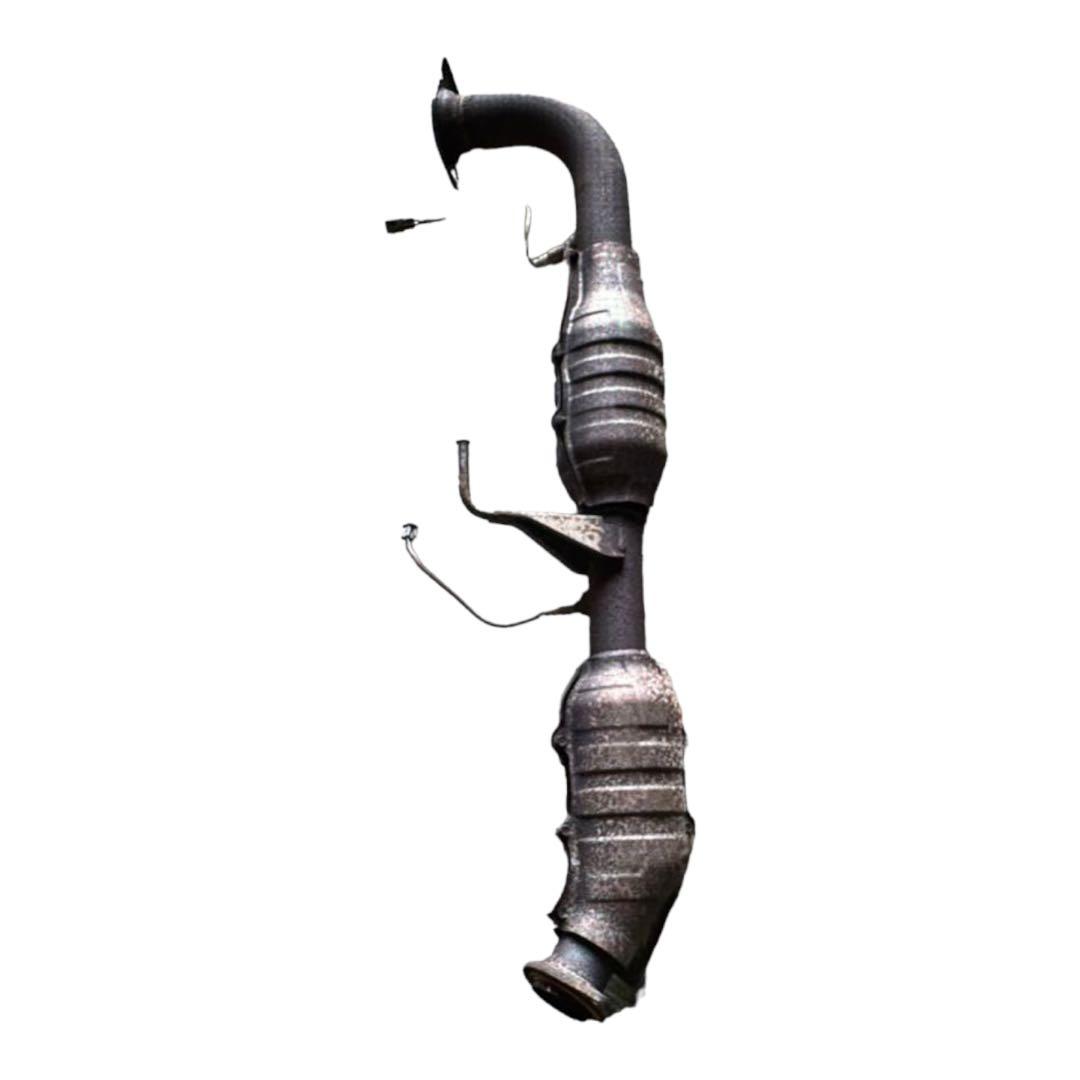 200 ハイエース　1TR ガソリン　純正触媒　センサー付き　キャタライザー