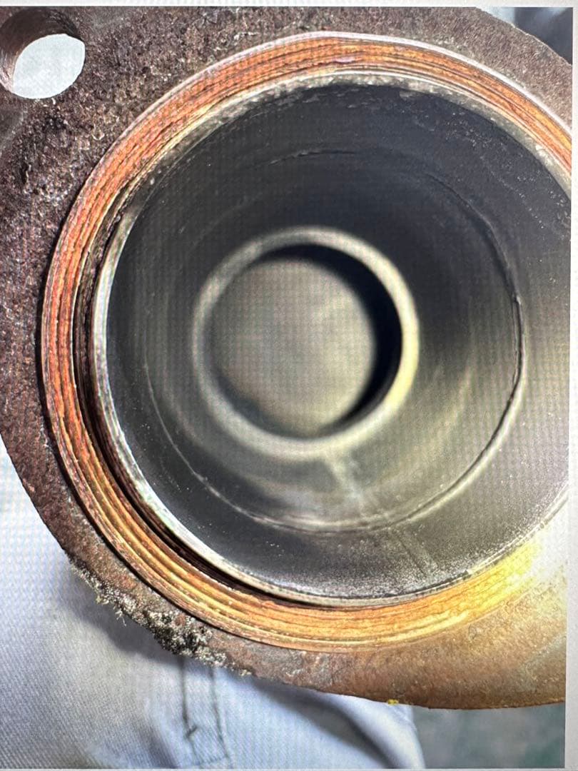 200 ハイエース　1TR ガソリン　純正触媒　センサー付き　キャタライザー