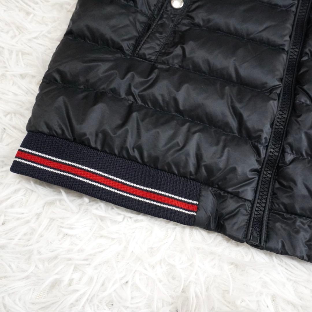 モンクレール グースダウンベスト キッズ ロゴワッペン フード レディースも可