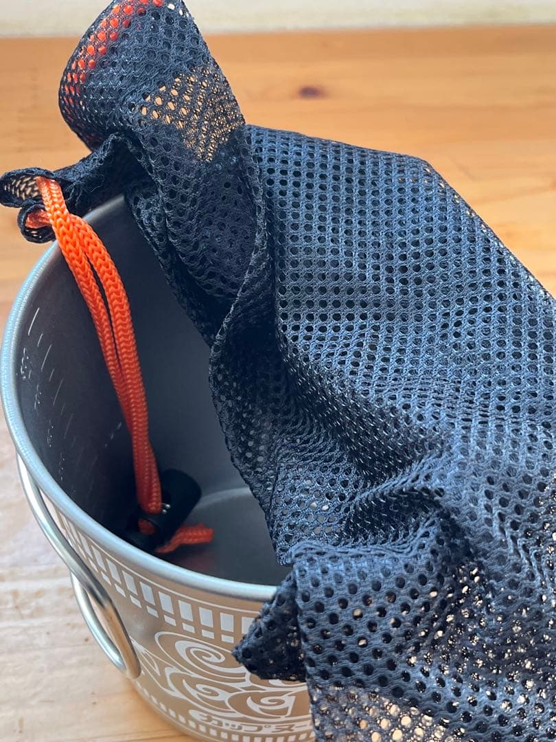 スノーピーク NISSIN カップヌードル型チタンクッカー SCS-070NI