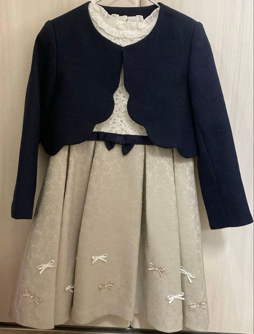 a.v.vフォーマルワンピースセット⭐︎120