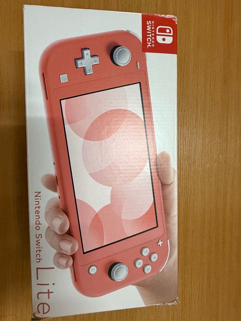 ほぼ未使用！Nintendo Switch Lite コーラル 箱、充電器付き