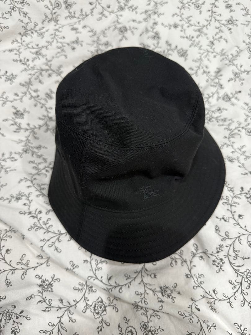 Burberry バケットハット Mサイズ　リバーシブル