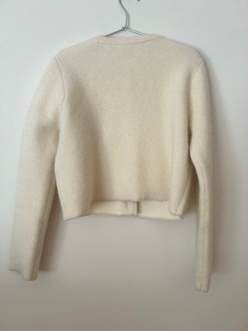 【アニュアンス】アイボリー ノーカラージャケット ゴールドボタン