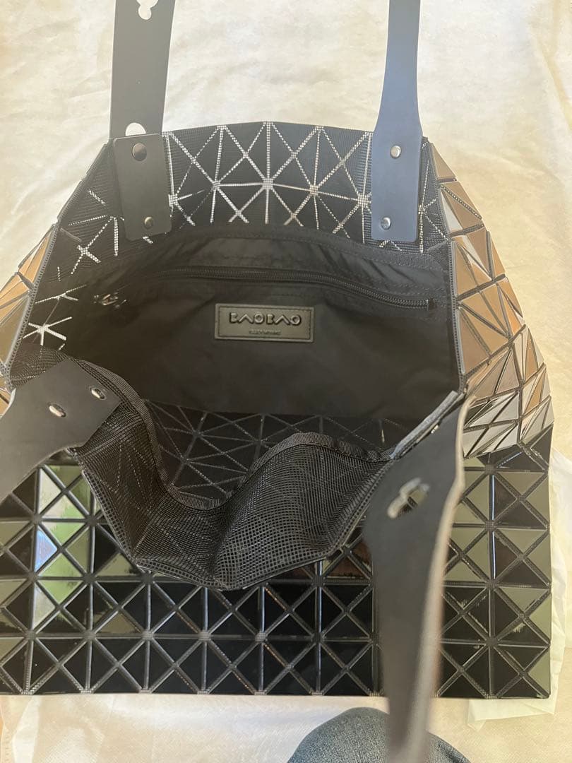 BAOBAO ISSEY MIYAKE ブラックトートバッグ