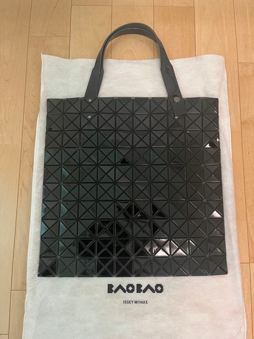 BAOBAO ISSEY MIYAKE ブラックトートバッグ