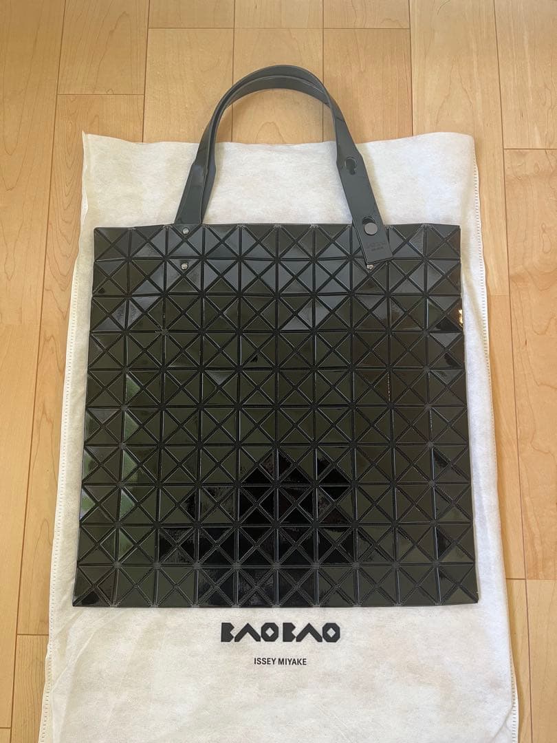 BAOBAO ISSEY MIYAKE ブラックトートバッグ