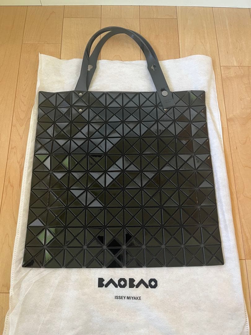 BAOBAO ISSEY MIYAKE ブラックトートバッグ