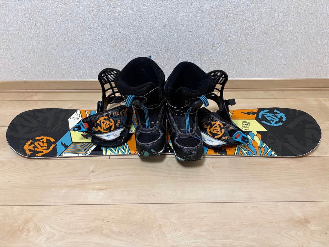 子供用スノボー、ビンディング、ブーツ 3点セット 男の子