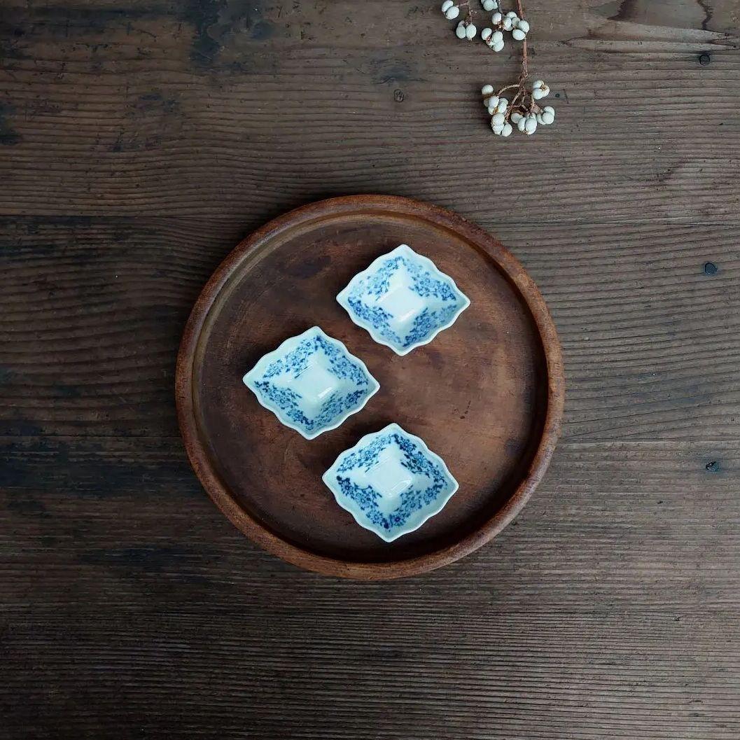 【ご成約】古染付 菊割文 手塩皿と 骨董の器 おまとめ