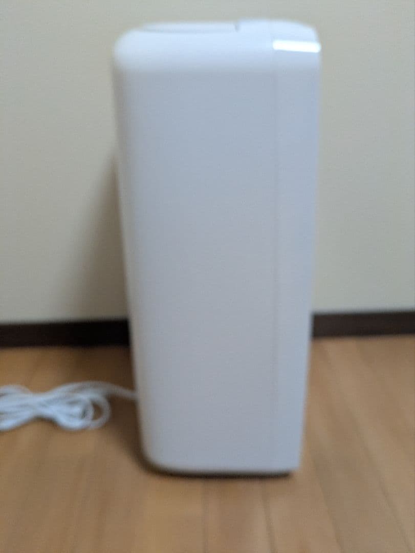 2025年製　SHARP　衣類乾燥除湿機 CV−S71−W　コンプレッサー式