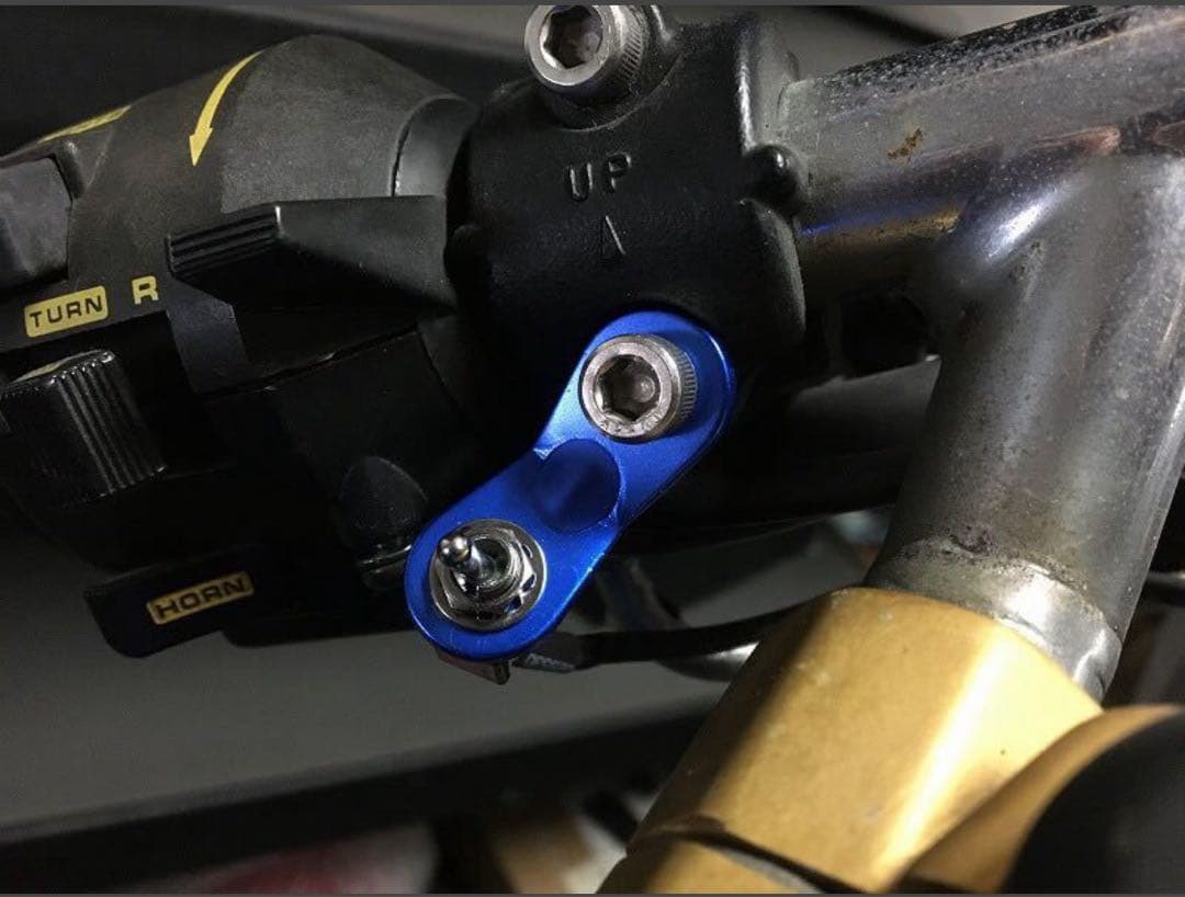 【ON.ON】CBR400F ステー付　スイッチ　REV レブコン純正ユニット青