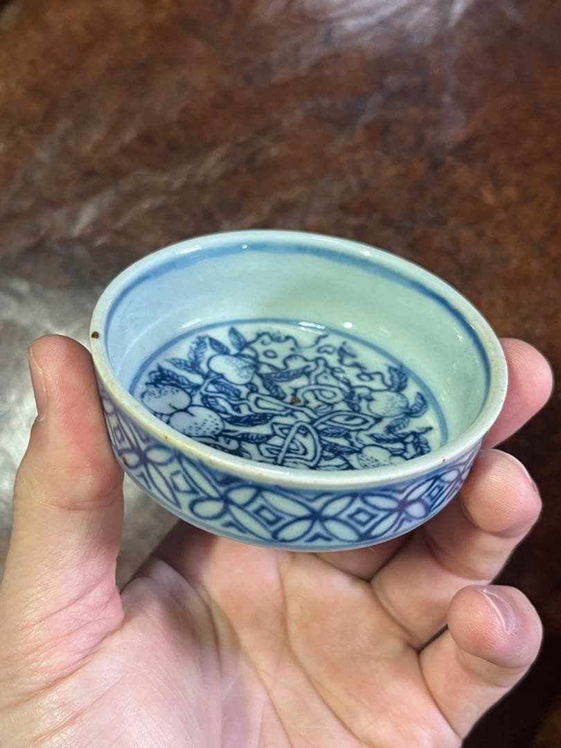 清朝　染付　景徳鎮　新渡　古染付　染め付け　民芸　民藝　骨董　桃　唐草　七宝