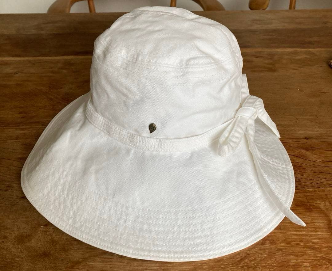 ヘレンカミンスキー　帽子