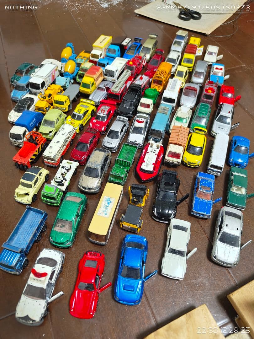 こ*)様 一応ジャンク扱い トミカ等々318台+おまけ　断捨離　まとめ売り