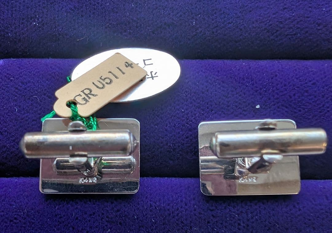 K14 WG タイピンとカフス　新品