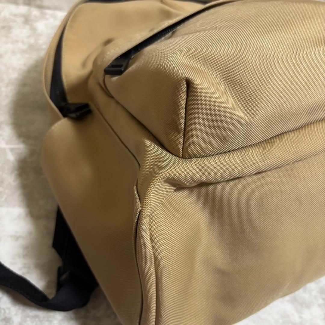 I188 良品✨ モンクレール　ピエリック　リュック　ベージュ　PC収納　大容量