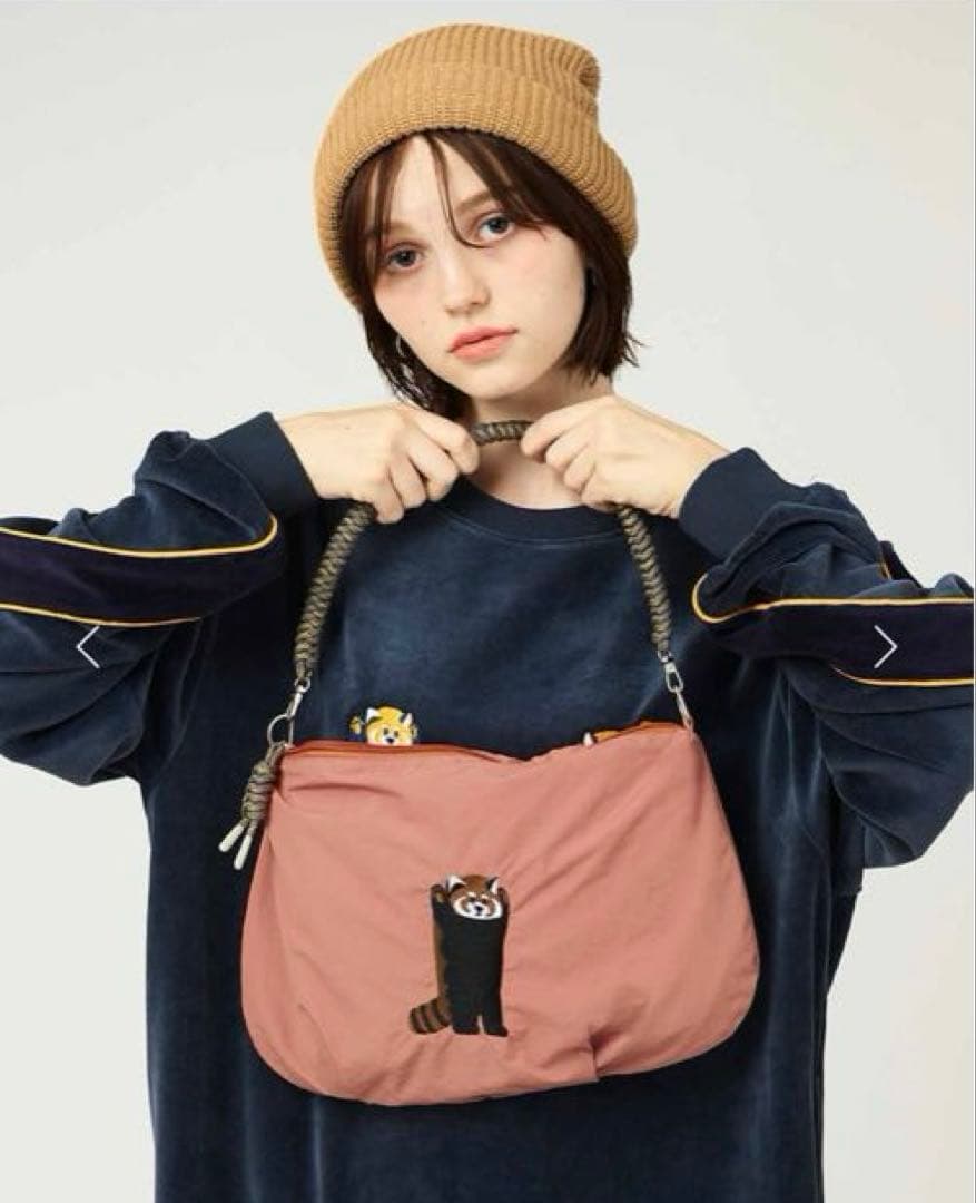 グラニフ　イカク　ギャザーショルダーバック