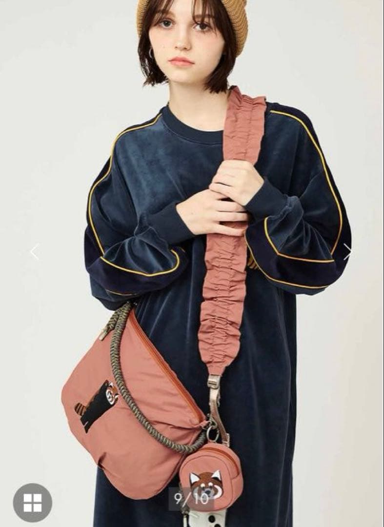 グラニフ　イカク　ギャザーショルダーバック