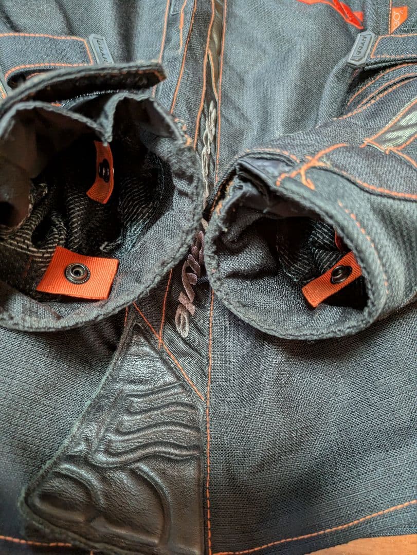 ヒョウドウ　ジャケット