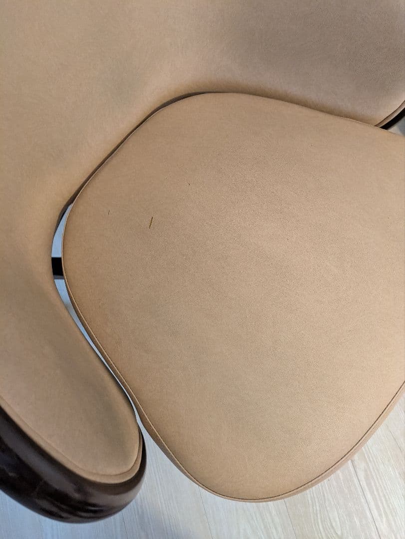 幾何学模様アンティークキャスター椅子