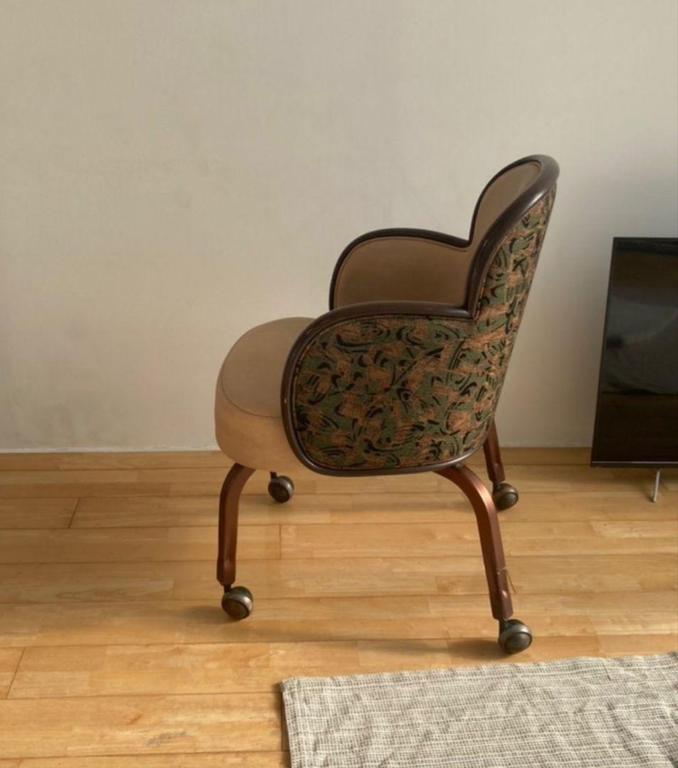 幾何学模様アンティークキャスター椅子