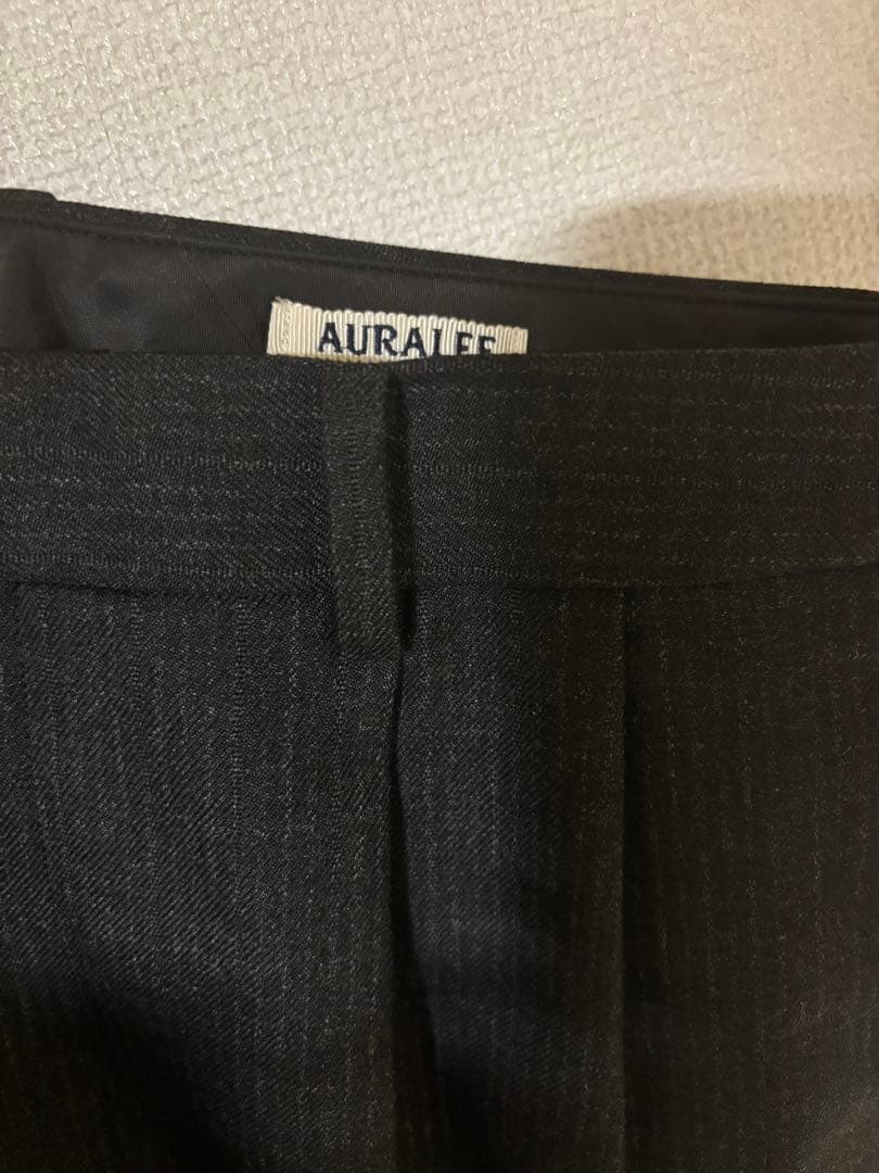 パンツ AURALEE BLUEFACED WOOL STRIPE SLACKS