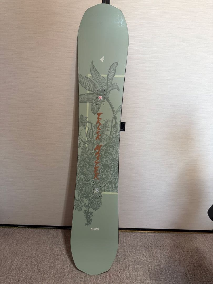 美品 FANATIC Trick master 24年モデル 153cm