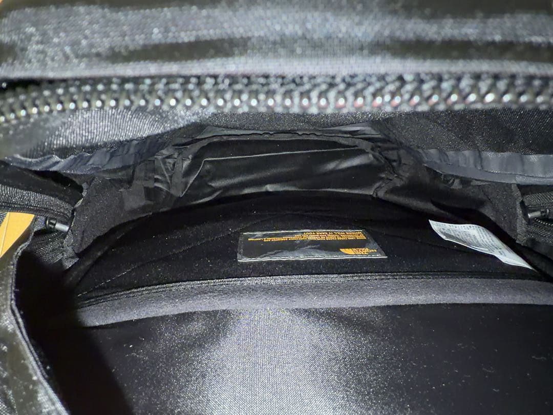 バッグ THE NORTH FACE Hot Shot Base Camp 26L