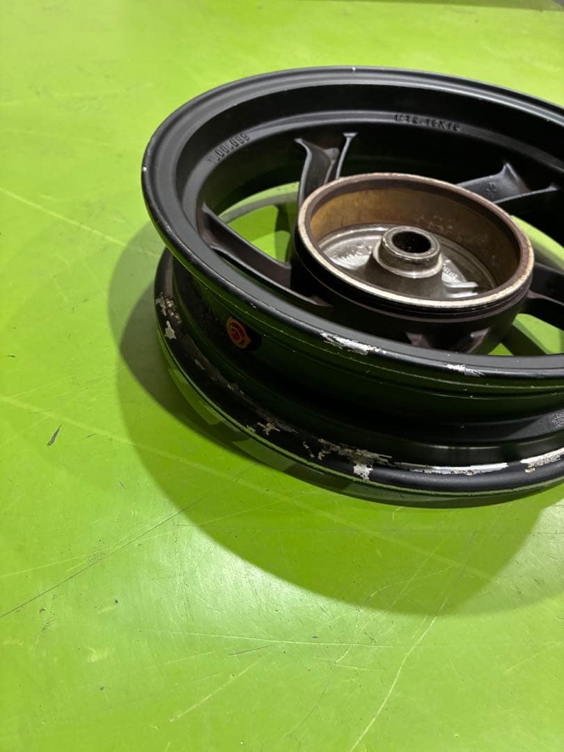 キタコ　アドレスＶ１２５Ｓ用　１０インチ　アルミホイール　中古品