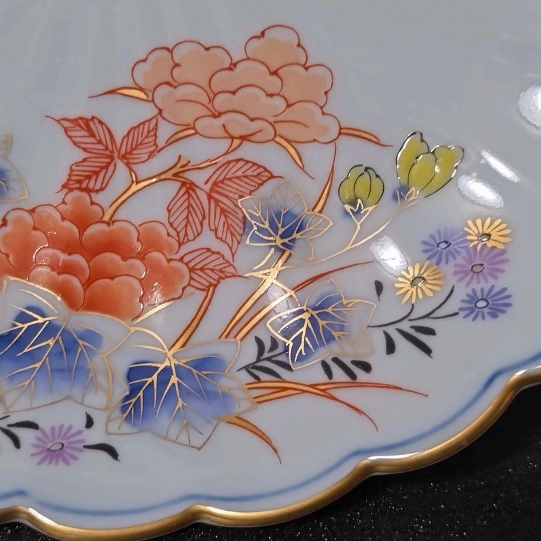 未使用品　有田焼　其泉　染錦君子文　銘々皿揃　金彩　花鳥　菊割皿　中皿　取り皿