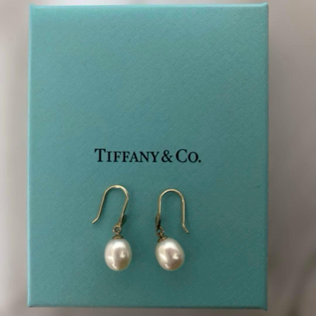 ティファニー　オリーブリーフドロップピアス