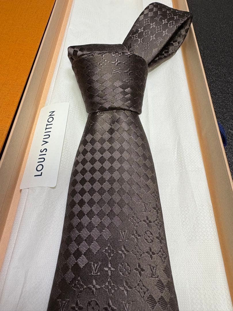 限定値下】LOUISVUITTONネクタイ グラフィット ミックスモノグラム