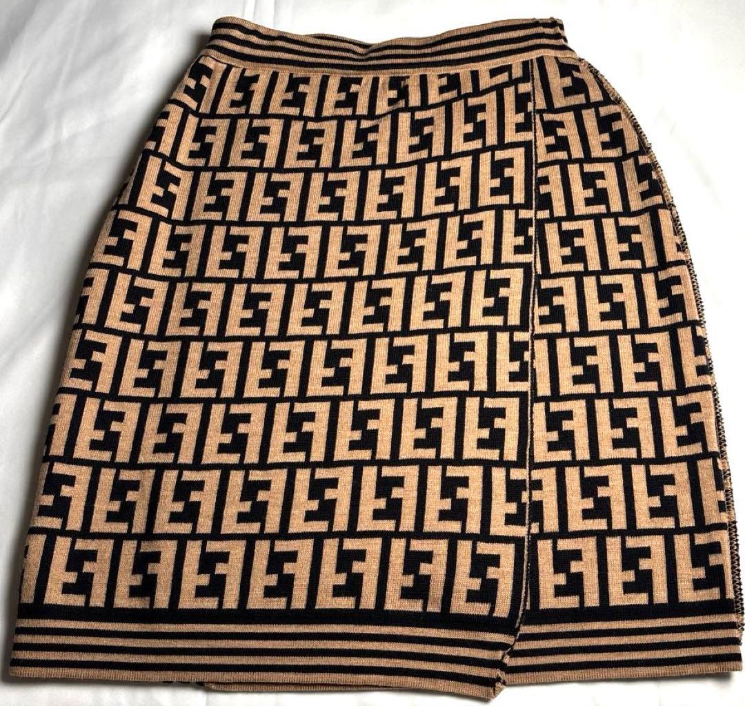 FENDI フェンディ ズッカ柄 （FFロゴパターン）ニットスカート