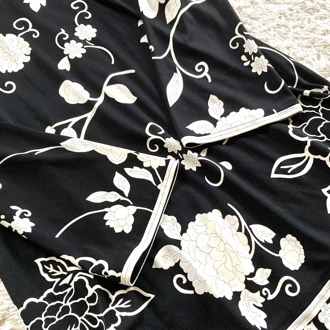 【近年タグ 未使用級】レオナール カンカン チュニック モノトーン 花柄トリム