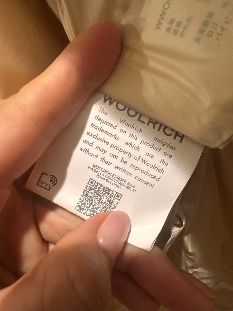 Woolrich アイボリー キルティングポンチョ M